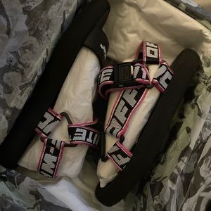 Off-White sandals. Sz 39.